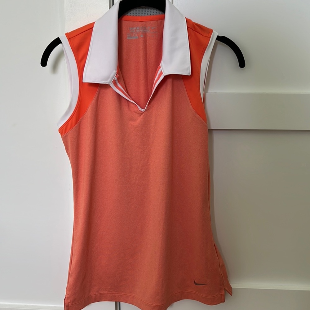 Nike golf top